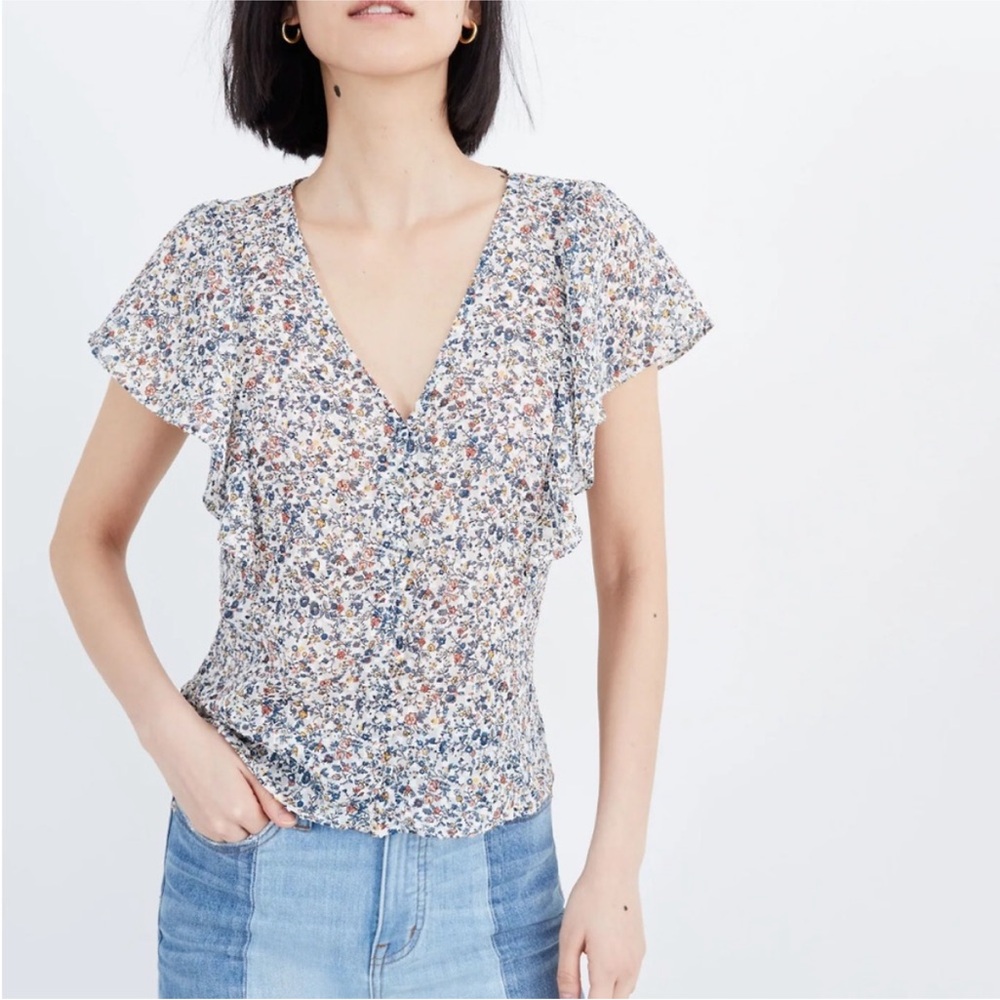 Madewell Carmelina Flutter-Sleeve Top in Blossoming Vines
